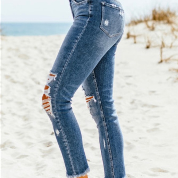 Dark Blue Casual Ripped Raw Hem Skinny Jeans - Picture 3 of 3